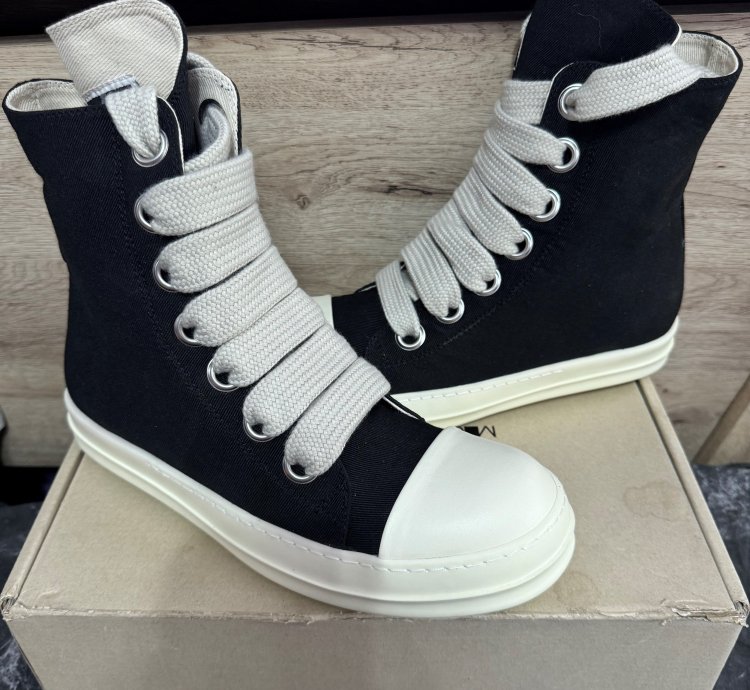 Rick Owen Jumpo Lace Hightop size 10