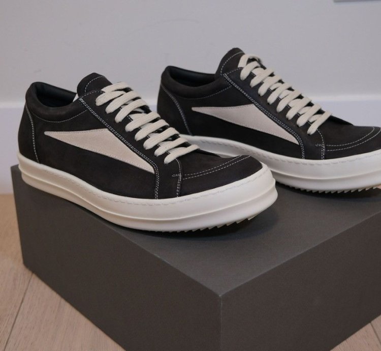 RICK OWENS - VINTAGE SNEAKS