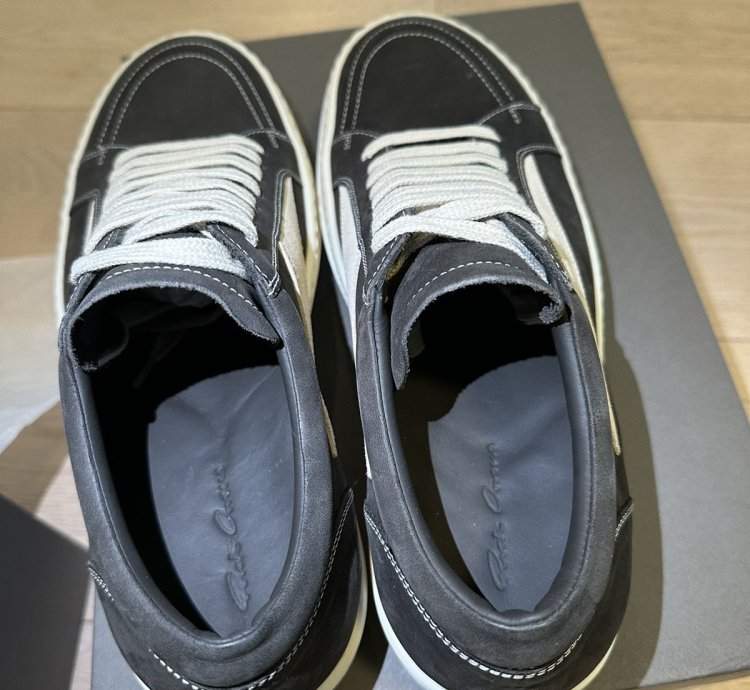 RICK OWENS - VINTAGE SNEAKS