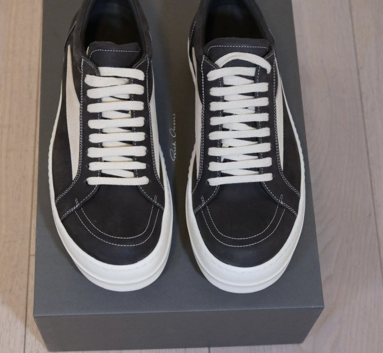 RICK OWENS - VINTAGE SNEAKS