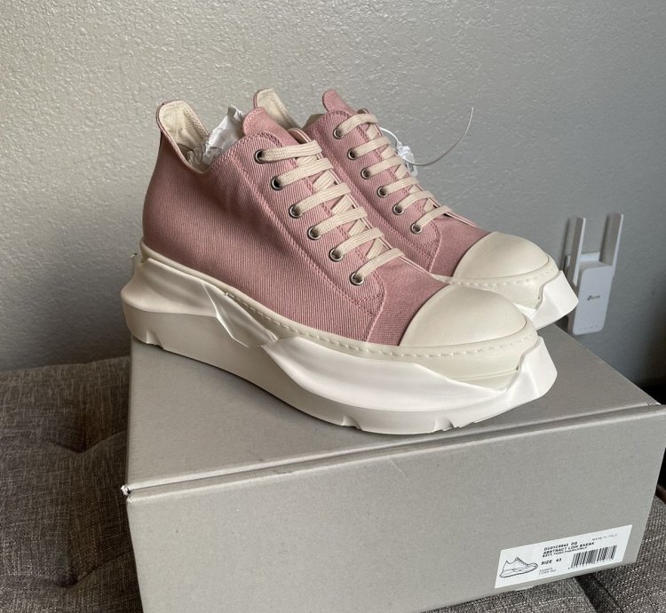 RICK OWENS ABSTRACT LOW FADED PINK MILK