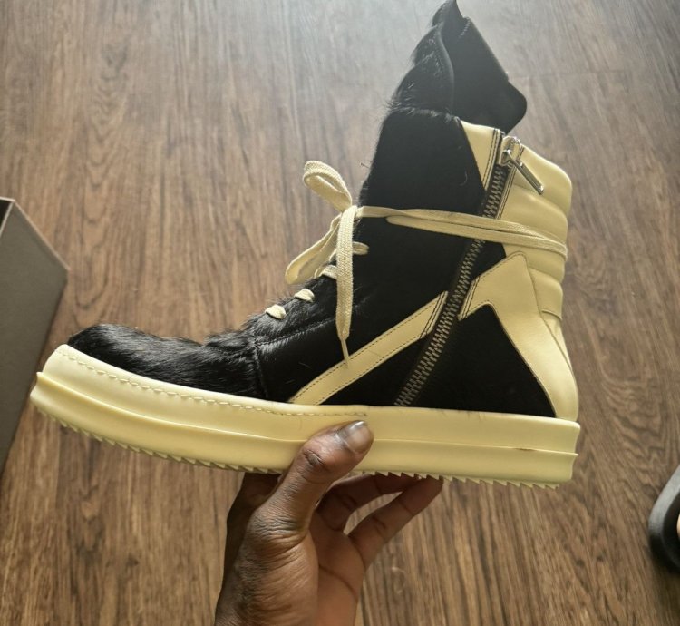 RICK OWENS Black Fur Sneakers