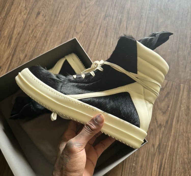 RICK OWENS Black Fur Sneakers