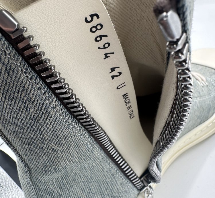 RICK OWENS DISTRESSED BLUE DENIM RAMONE DRKSHDW