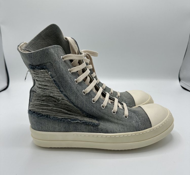 RICK OWENS DISTRESSED BLUE DENIM RAMONE DRKSHDW