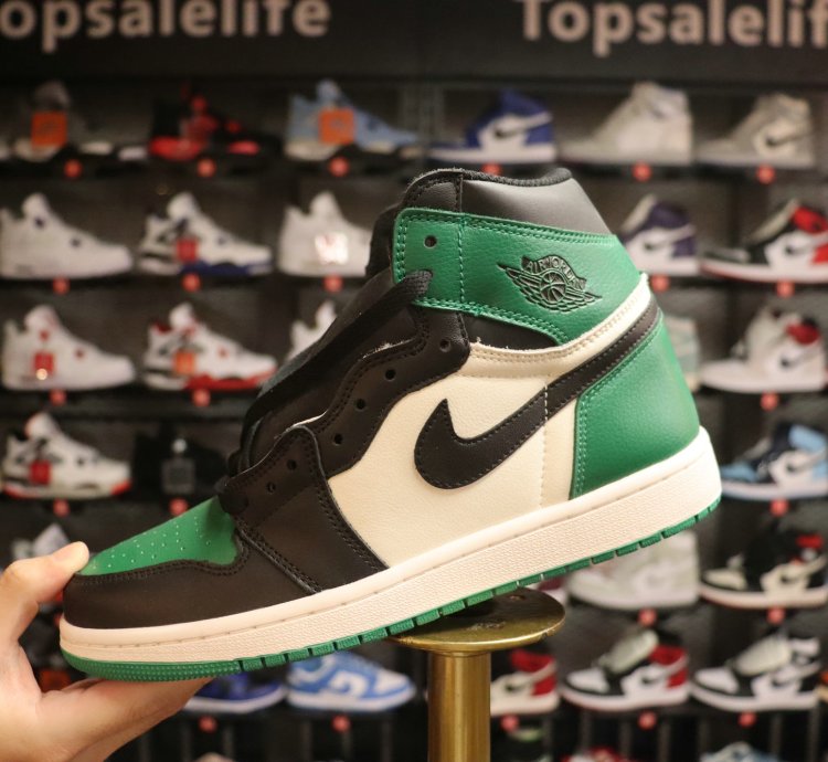 Air Jordan 1 Retro High OG 'Pine Green'