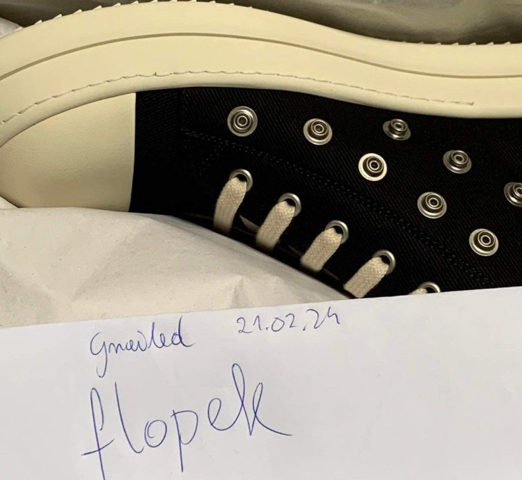 rick owens drkshdw ramones low sneaks eyelet black milk