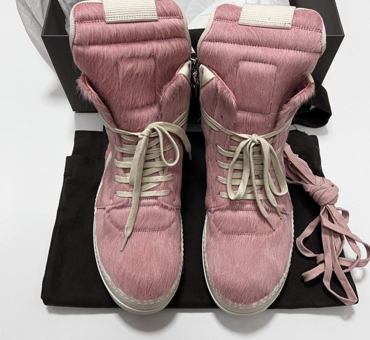 Rick owens fw22 strobe pony hair pink geobasket