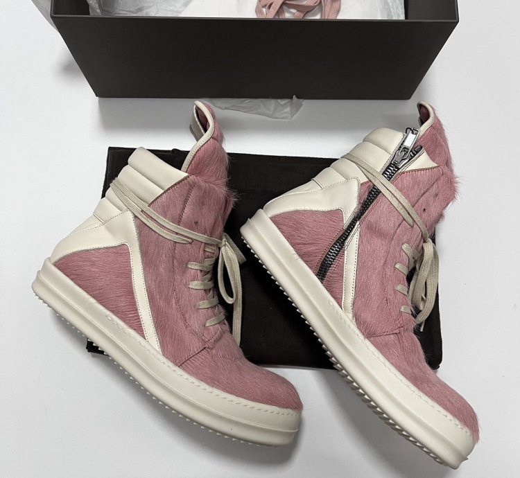 Rick owens fw22 strobe pony hair pink geobasket