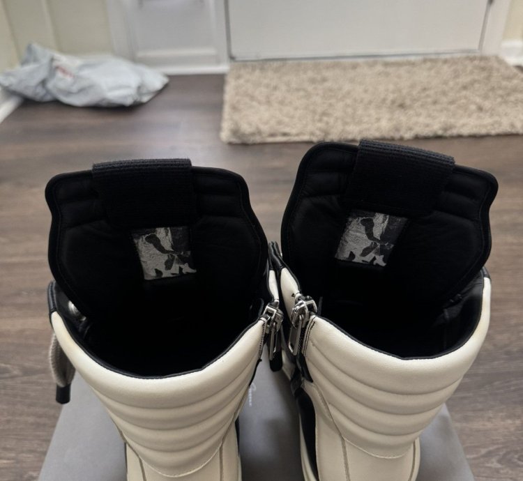 RICK OWENS JUMBO LACED GEOBASKET
