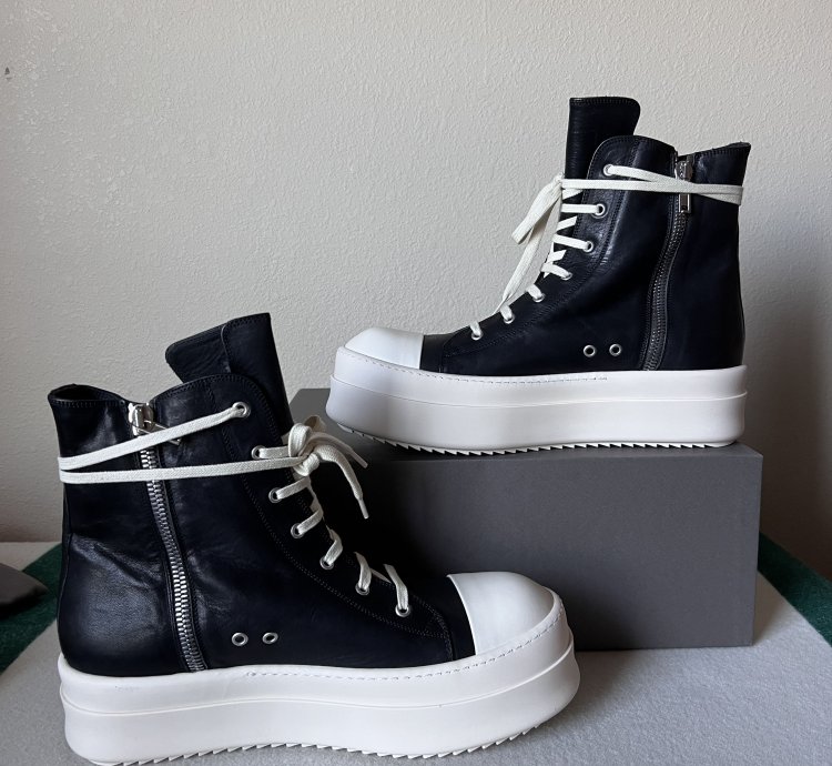 Rick Owens Leather Mega Bumper Ramones in Black