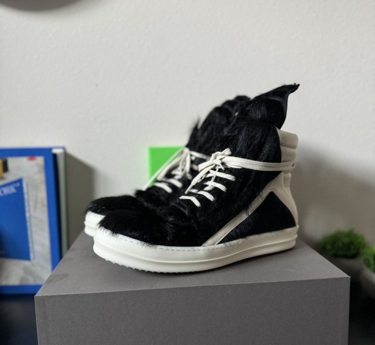 Rick Owens Lido Geobasket High Black Milk Fur Sneakers
