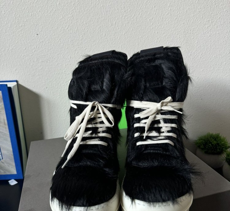 Rick Owens Lido Geobasket High Black Milk Fur Sneakers