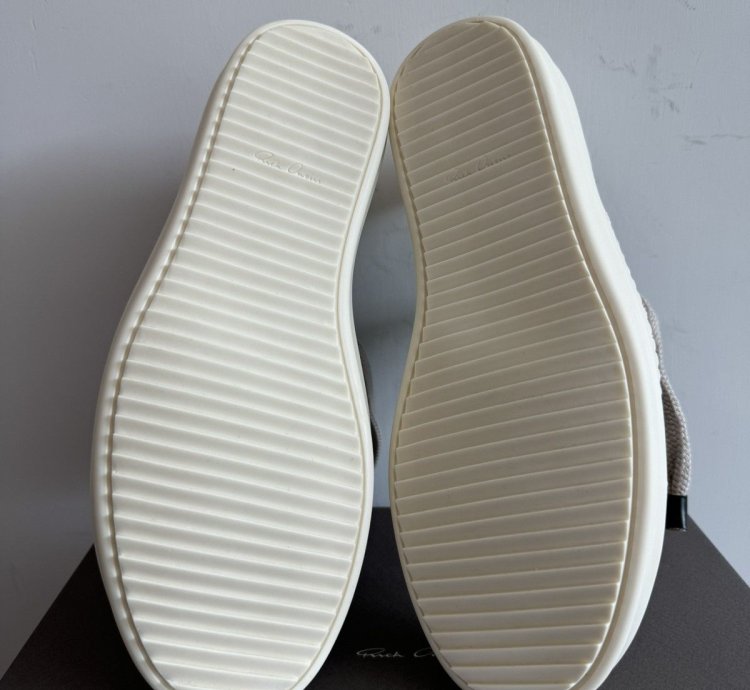 RICK OWENS LIDO MILK JUMBO LACES RAMONES LOW SNEAKERS