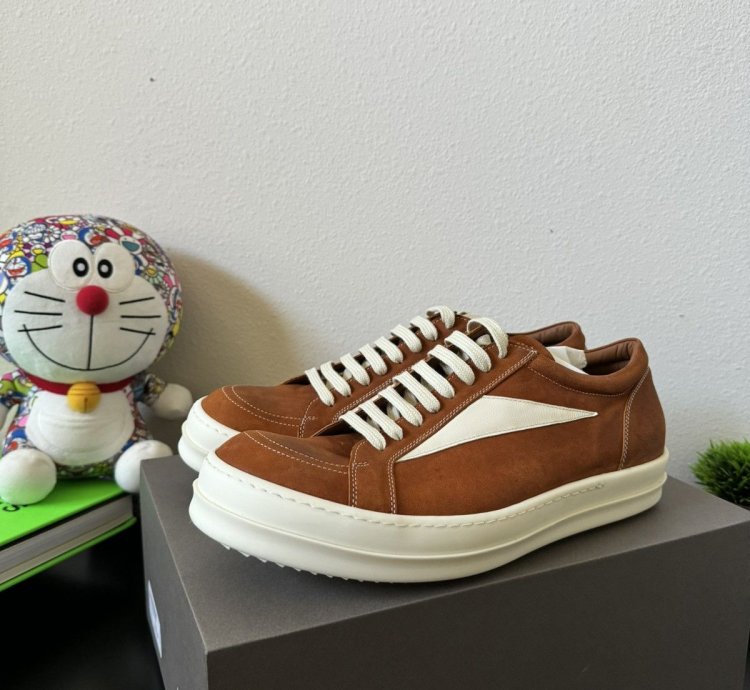 Rick Owens Lido Vintage Sneakers in Clay Milk