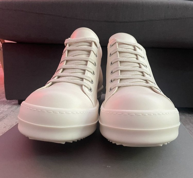 Rick Owens low-top sneaker size 42