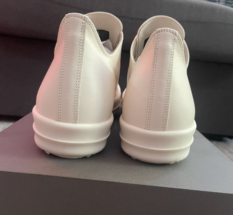 Rick Owens low-top sneaker size 42