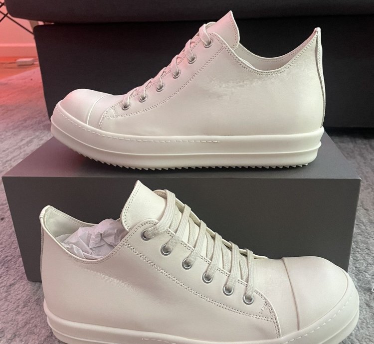Rick Owens low-top sneaker size 42