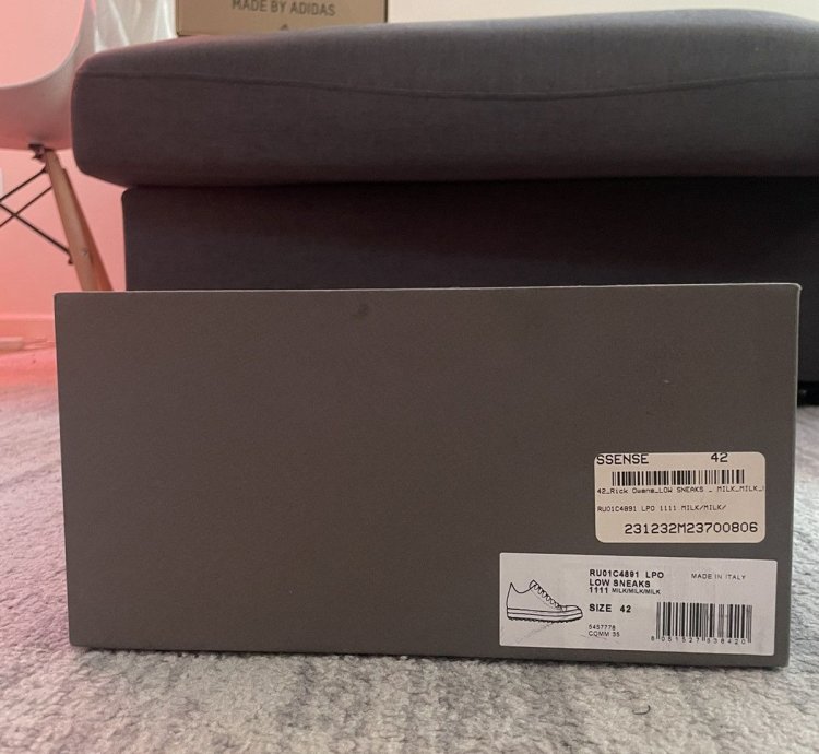 Rick Owens low-top sneaker size 42