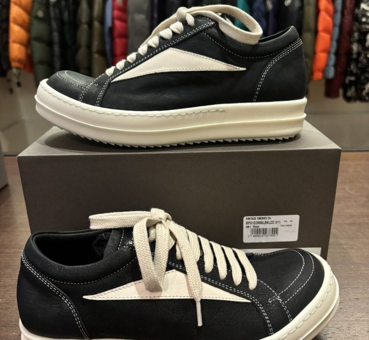 Rick Owens Luxor Vintage Sneaks Black Milk
