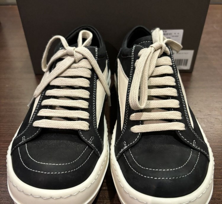 Rick Owens Luxor Vintage Sneaks Black Milk
