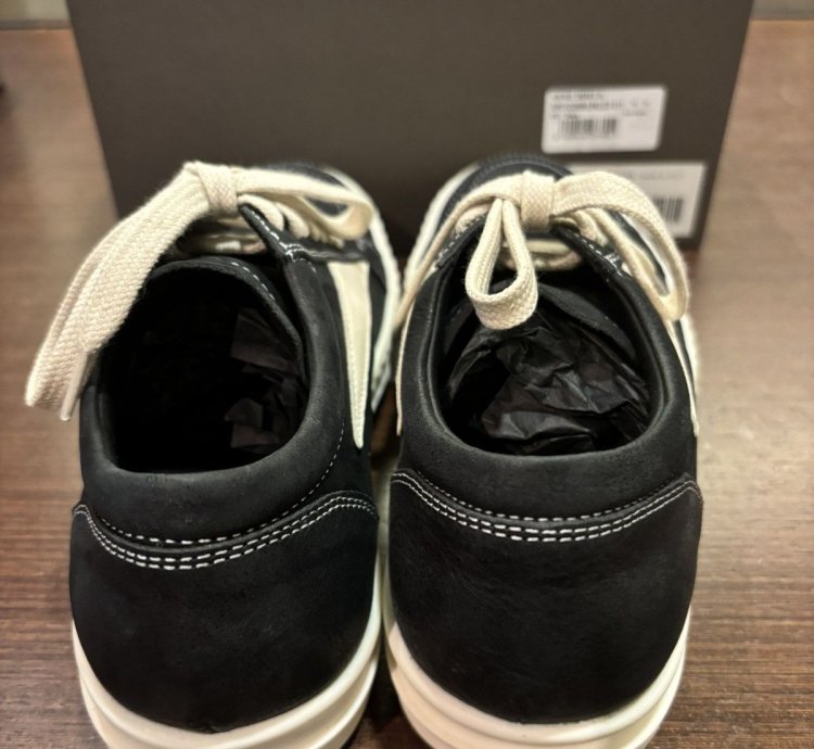 Rick Owens Luxor Vintage Sneaks Black Milk