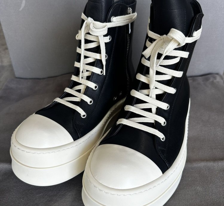 Rick Owens Mega Bumper Sneaks SZ 42 Black leather NWB
