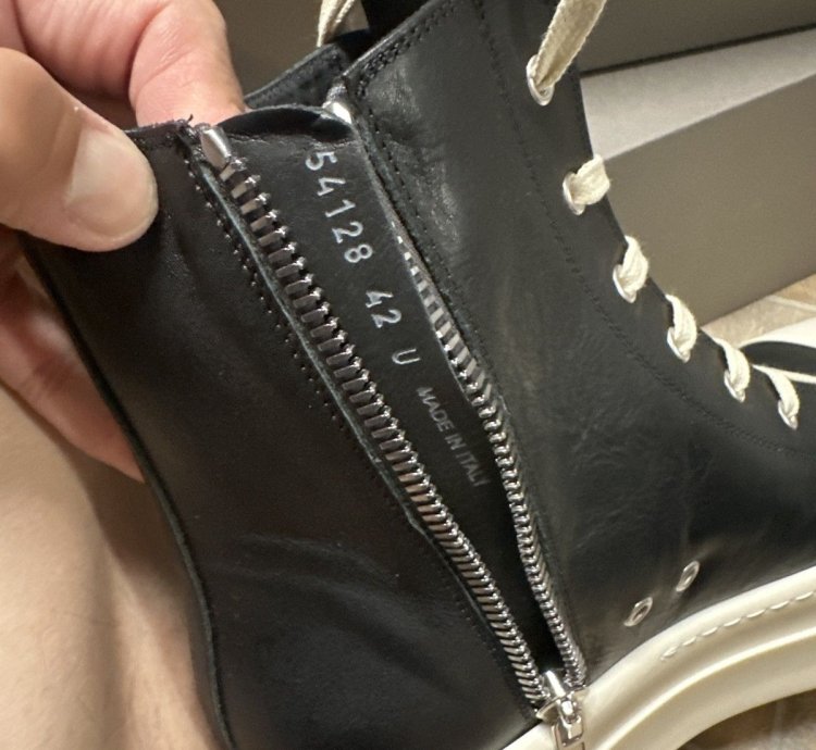 Rick Owens Mega Bumper Sneaks SZ 42 Black leather NWB