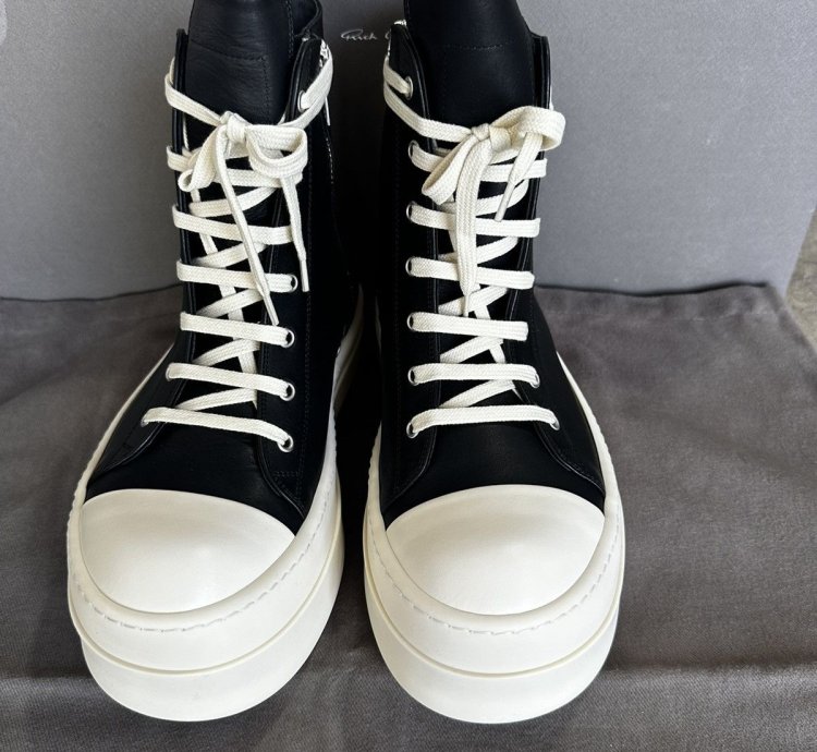 Rick Owens Mega Bumper Sneaks SZ 42 Black leather NWB