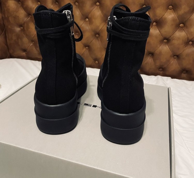 Rick Owens mega bumpers sneakers