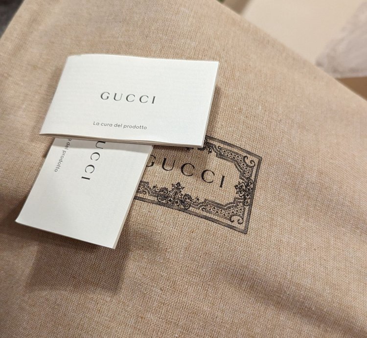 13 5 Gucci exquisite rhyton sneakers
