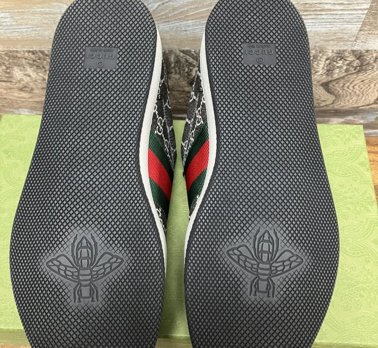 8-Gucci GG Screener Sneaker