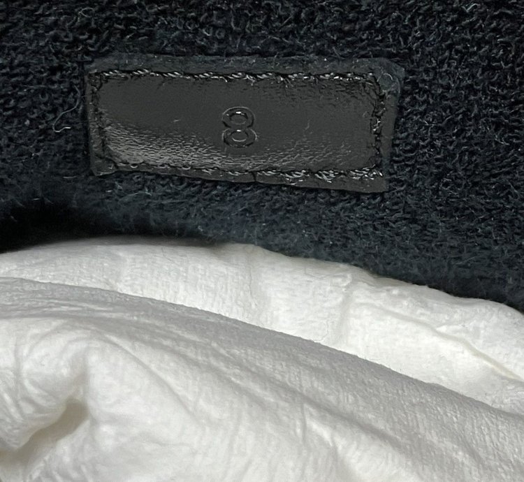 8-Gucci GG Screener Sneaker