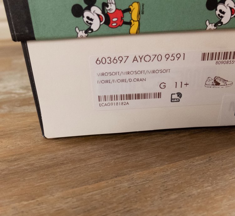 830 GUCCI Ace Mickey Mouse white leather sneakers 12 US
