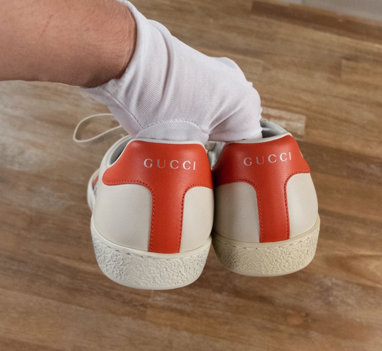 830 GUCCI Ace Mickey Mouse white leather sneakers 8 US