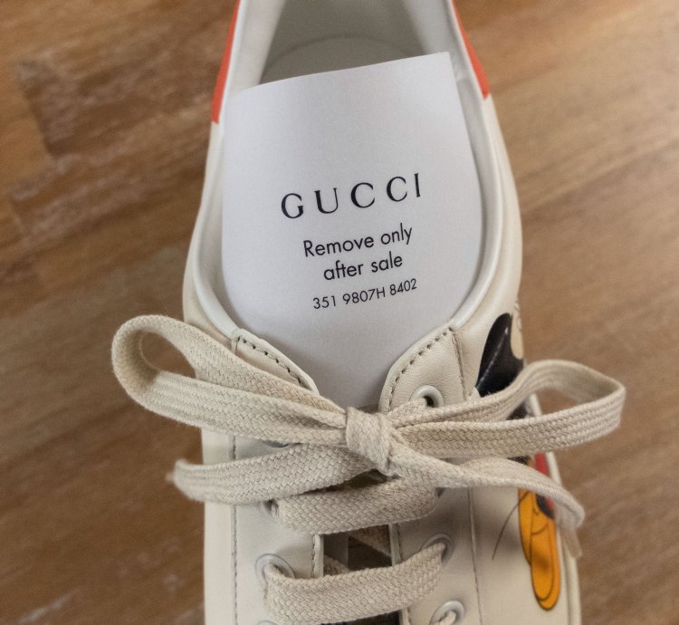 830 GUCCI Ace Mickey Mouse white leather sneakers 8 US