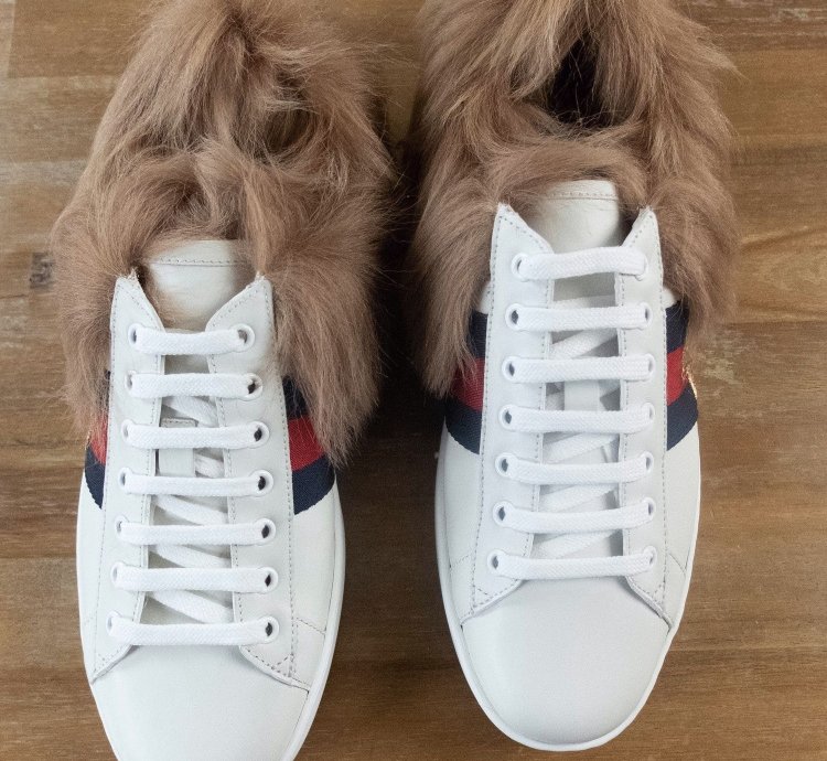 910 GUCCI Ace white lamb fur bee sneakers - 8 5 US 8 UK