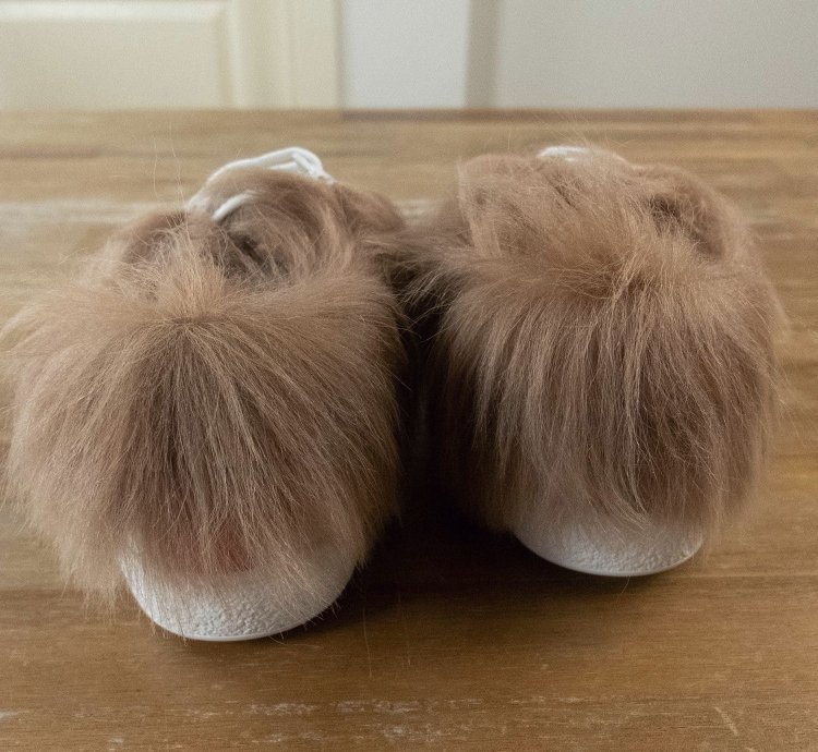 910 GUCCI Ace white lamb fur bee sneakers - 8 5 US 8 UK