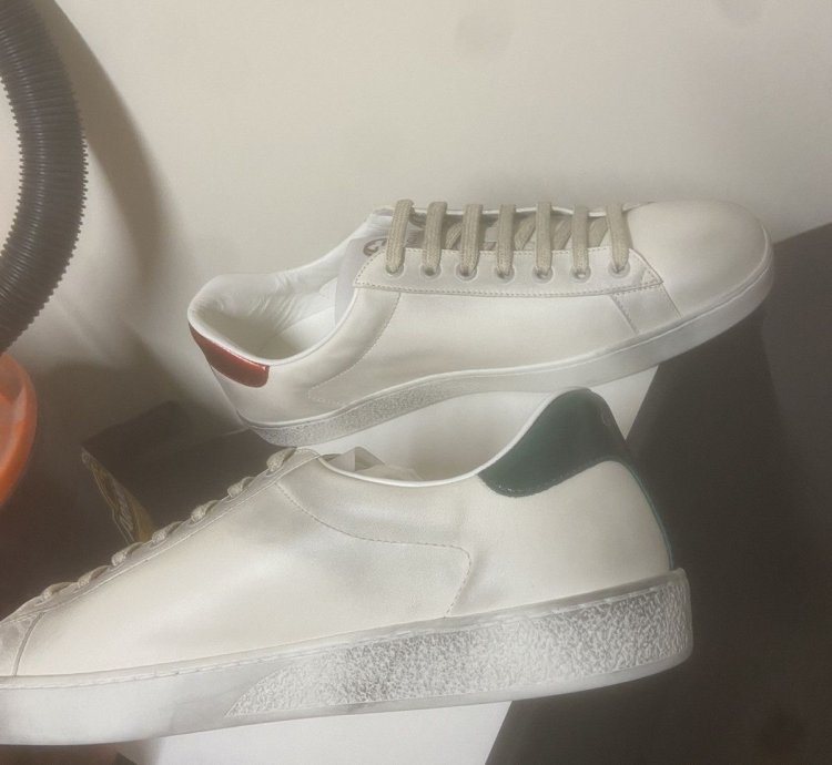Ace blade print sneaker sz 10us(9 in Gucci)