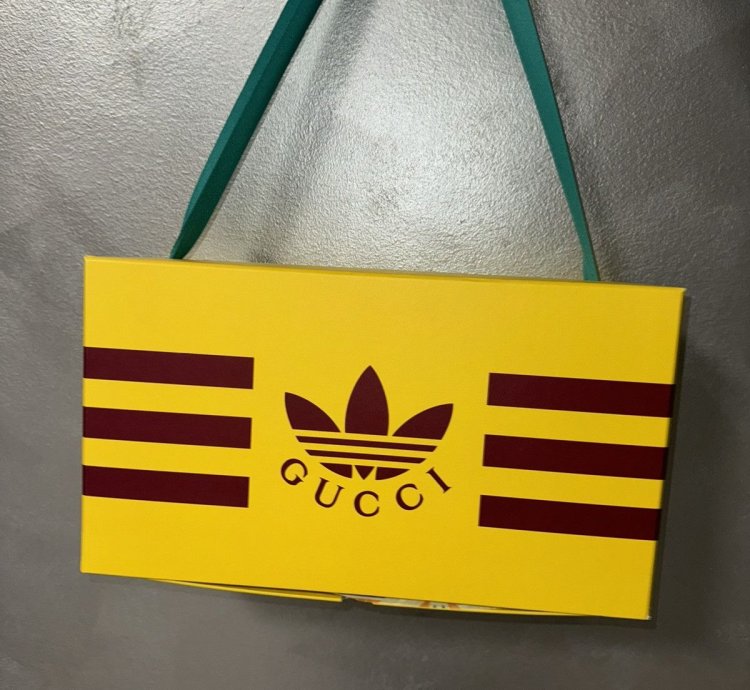 Adidas Gucci Gazelle Red Softy Velvet 707848 9STU0 6360