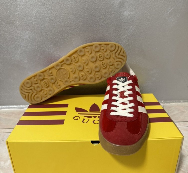 Adidas Gucci Gazelle Red Softy Velvet 707848 9STU0 6360