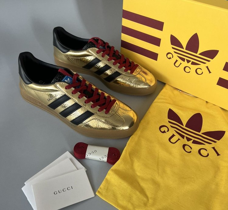 Adidas Gucci Gazelle Sneakers in Gold