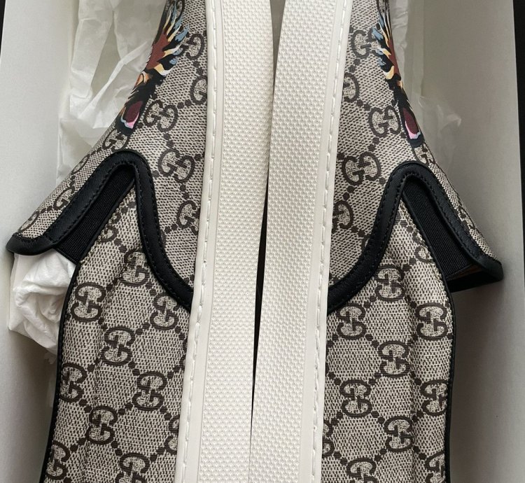 Angry cat Gucci slide on sneakers