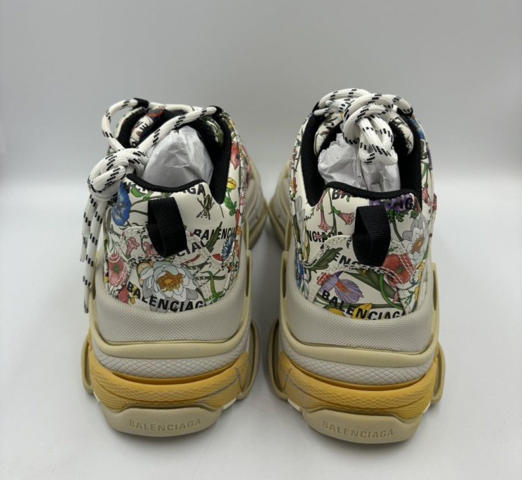 Balenciaga Gucci Hacker Project Triple Sneaker