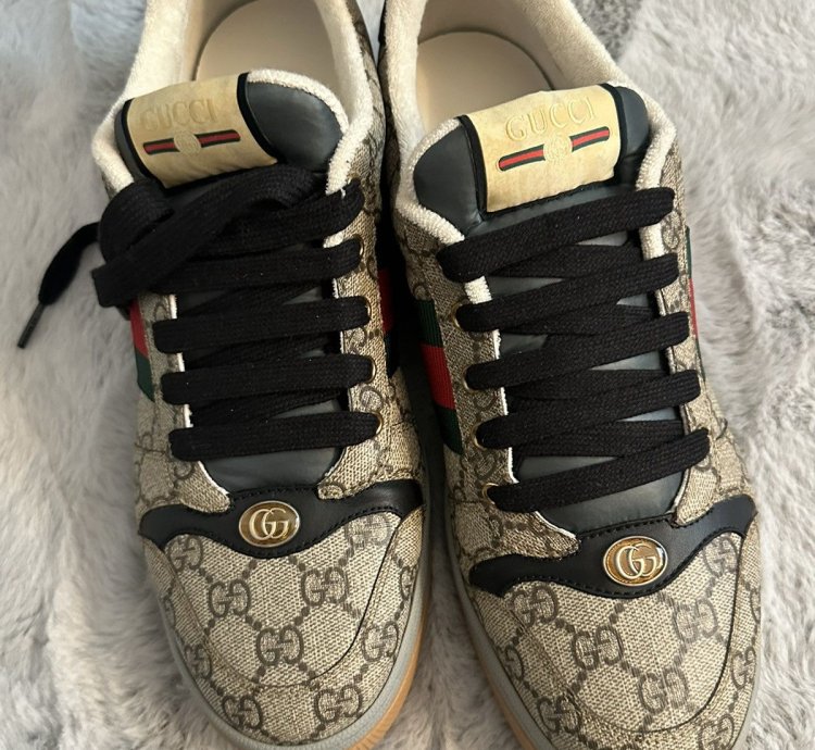 beige and ebony GG Supreme