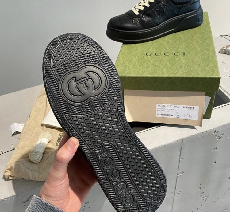 Black Week Sale Gucci Embossed Sneaker