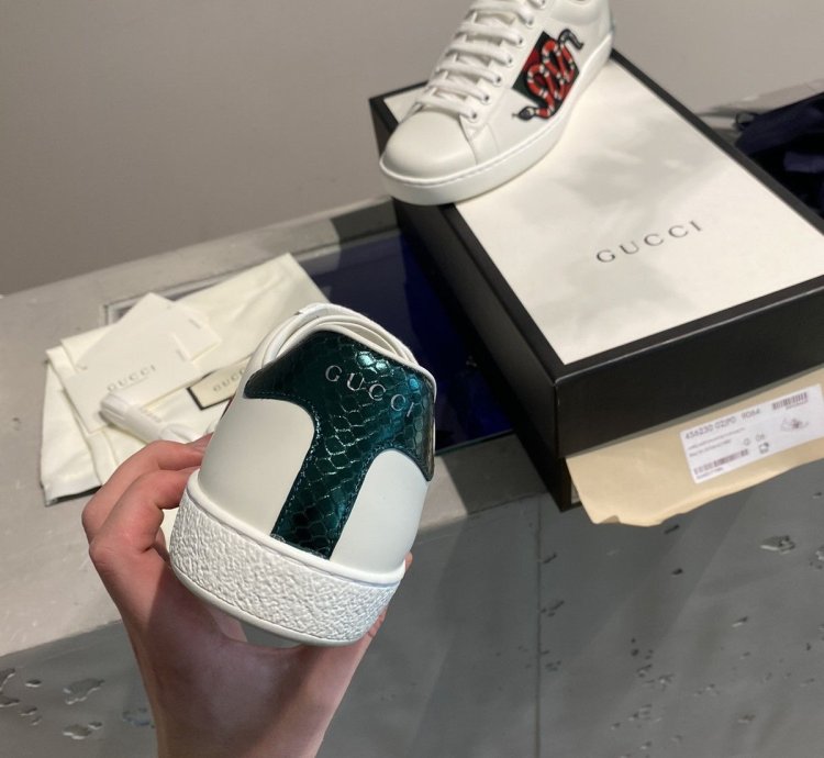 BNWT Gucci Ace Sneaker Kingsnake