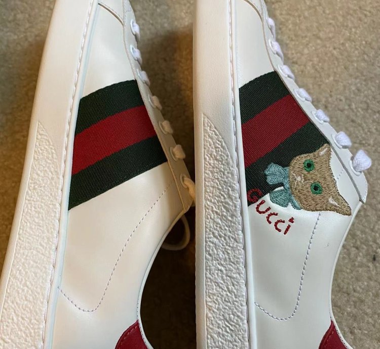 Brand NEW Gucci Ace Cat Leather Sneaker