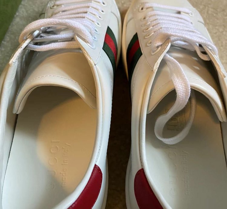 Brand NEW Gucci Ace Cat Leather Sneaker