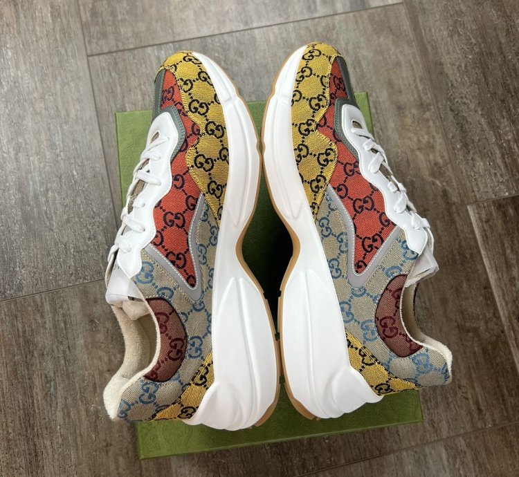 BRAND NEW GUCCI GG CANVAS RHYTON MULTICOLOR